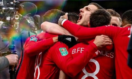 «Κατάρα» ήταν και πάει: η Γιουνάιτεντ επέστρεψε στους τίτλους! thumb