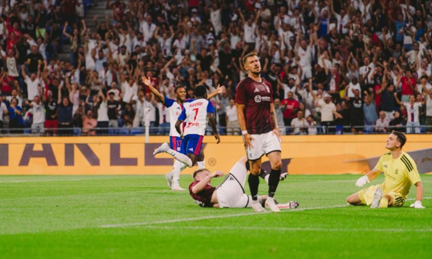 Πρόκριση με τριάρα ανατροπής για τη Λιόν, αποκλεισμός για Ερυθρό Αστέρα thumb