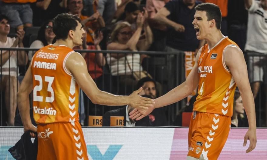 Επιβλητική Βαλένθια με την Μπανταλόνα και βλέπει τελικούς thumb