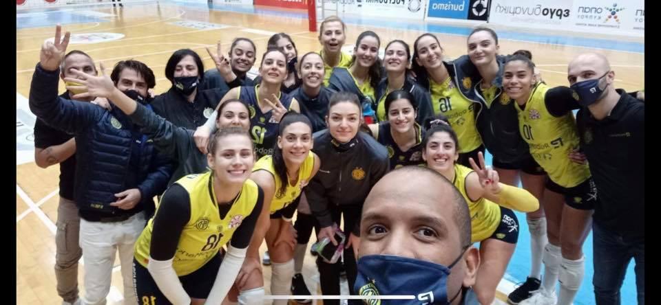 «Γαλαζοκίτρινη» υπεροχή στο 