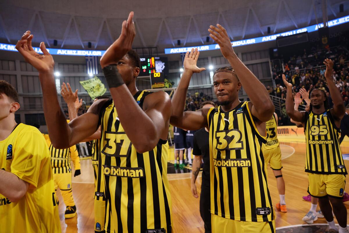 Eurocup: «Έλιωσε» την Ντερτόνα ο Αρης thumb