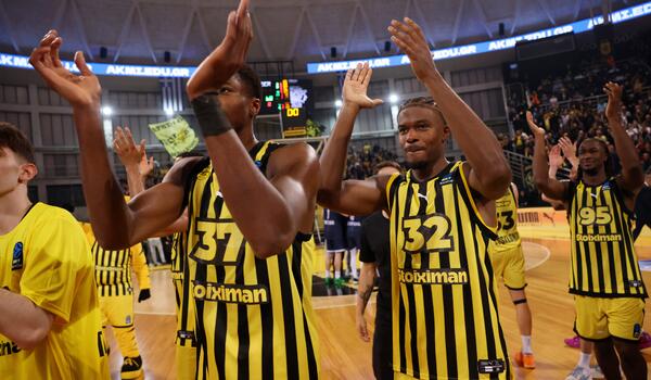 Eurocup: «Έλιωσε» την Ντερτόνα ο Αρης image
