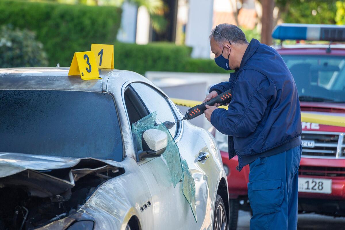 Λυσάνδρου: Φωτογραφίες από τον εμπρησμό στο όχημα του thumb
