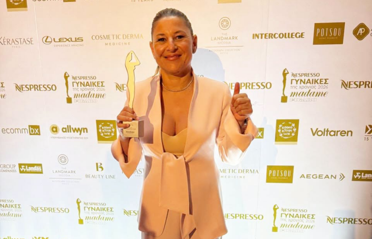 Madame Figaro: Βραβείο Editor's Choice στην Κάλια Παπαδόπουλου! (vid) thumb