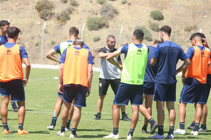 Μακρίδης: «Τα παιδιά είναι ενθουσιασμένα, το είδα από...» (Βίντεο) thumb