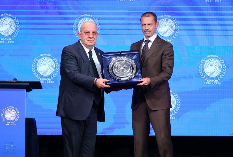 Στην UEFA για δύο συνεδρίες ο Γιώργος Κούμα thumb
