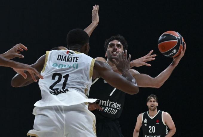 Πολύ σκληρή για να πεθάνει η Ρεάλ, αναβιώνει ο τελικός της Euroleague! thumb