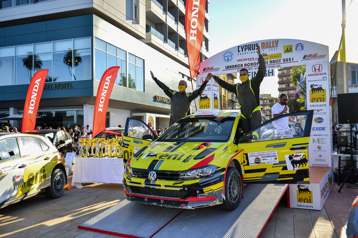Πρωτιά για το πλήρωμα Τσουλόφτα – Ηλία της Petrolina Racing Team thumb