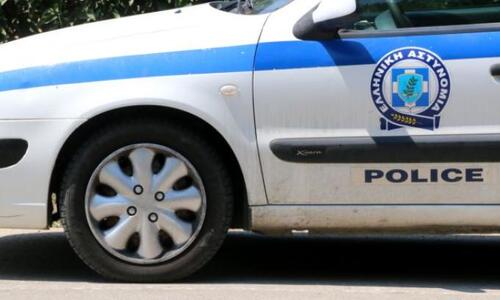 Μπλόκο της ΕΛ.ΑΣ. σε βαν με Ρουμάνους χούλιγκαν που κατευθύνονταν στον Πειραιά thumb
