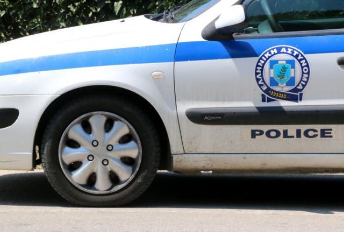 Μπλόκο της ΕΛ.ΑΣ. σε βαν με Ρουμάνους χούλιγκαν που κατευθύνονταν στον Πειραιά thumb