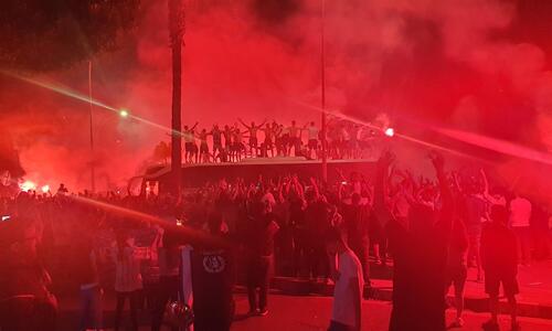 Αποθεώθηκαν οι παίκτες του πρωταθλητή! (pics/video) thumb