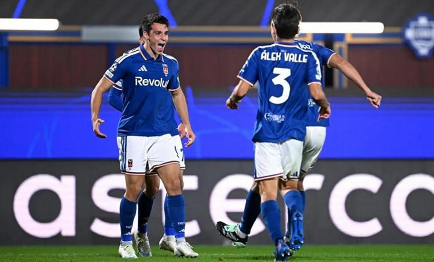 Champions League: Δουβίκας... ο πρώτος, η Κόμο στέλνει... σπίτι του τον Κάρικ  thumb