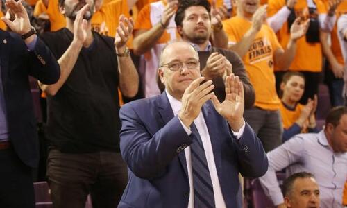 «Πήρα 100.000 ευρώ σε σακούλα από τον Λιόλιο τυλιγμένα σε χαρτοπετσέτες» thumb