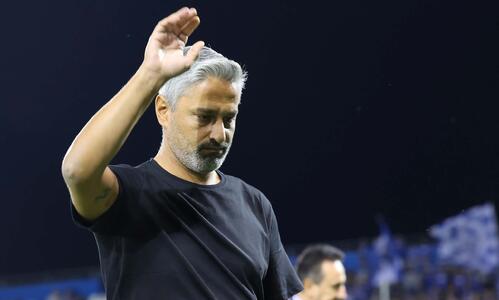 Φώτο ST: Χειροκροτήθηκε από τους Ανορθωσιάτες στην επιστροφή του ο (κόουτς) Ιντζάκι thumb
