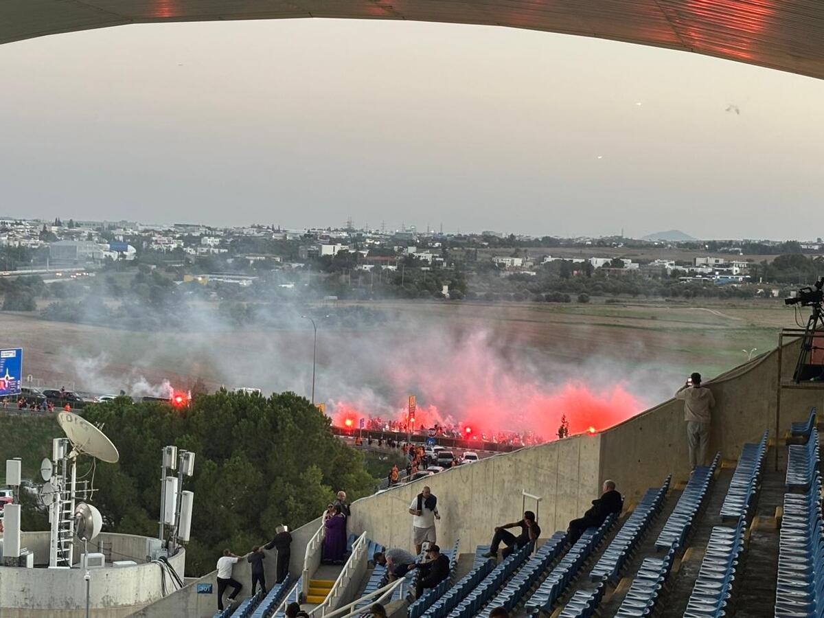 Με πορεία και κορεό πριν από τη σέντρα οι «πορτοκαλί» (vid) thumb