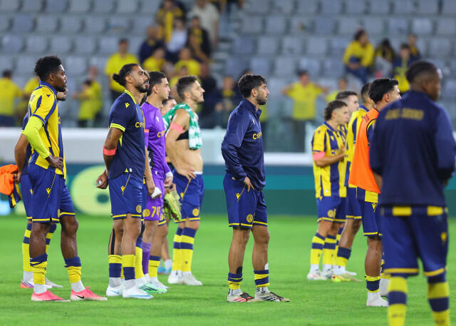 Ένα χαστούκι που κάποτε θα ερχόταν! thumb