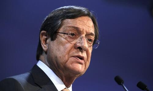 Ο πρόεδρος της Δημοκρατίας για τους πανηγυρισμούς των φίλων της Ομόνοιας  thumb