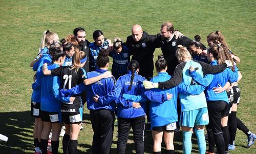 Γυναικείο: Στο +5 οι Apollon Ladies thumb