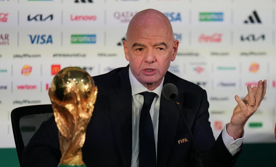 H UEFA δεν ησυχάζει, αν δεν διώξει τον Ινφαντίνο, και πάει στα δικαστήρια! thumb