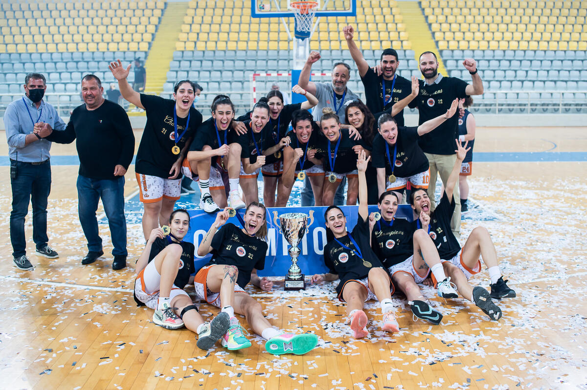 Σήκωσε το πρώτο (pics) thumb