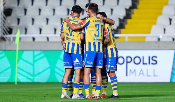 ΑΠΟΕΛ - Χαλκάνορας 5-2: Πεντάστερο με τα παιδιά των ακαδημιών να πετάνε φωτιές image