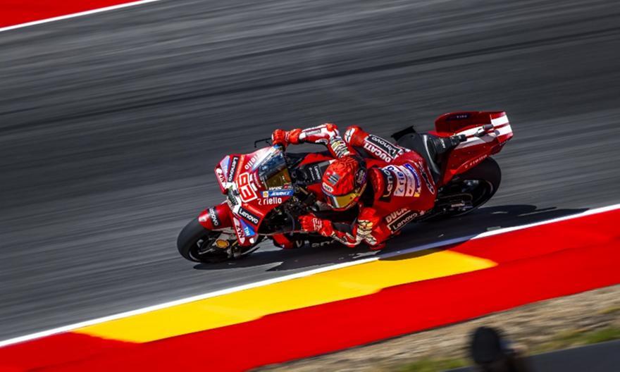 Moto GP: Θριάμβευσε και έγραψε ιστορία ο Μάρκεθ! thumb