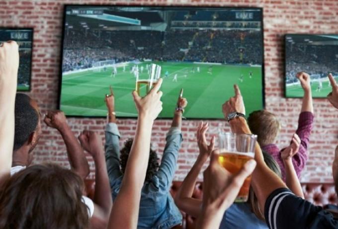 Πώς η Premier League γεμίζει τις παμπ της Βρετανίας thumb