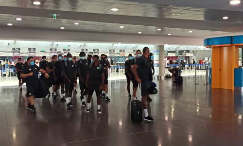 Φωτορεπορτάζ: Έφτασαν στο αεροδρόμιο οι πρωταγωνιστές - Πετάνε για πρόκριση thumb