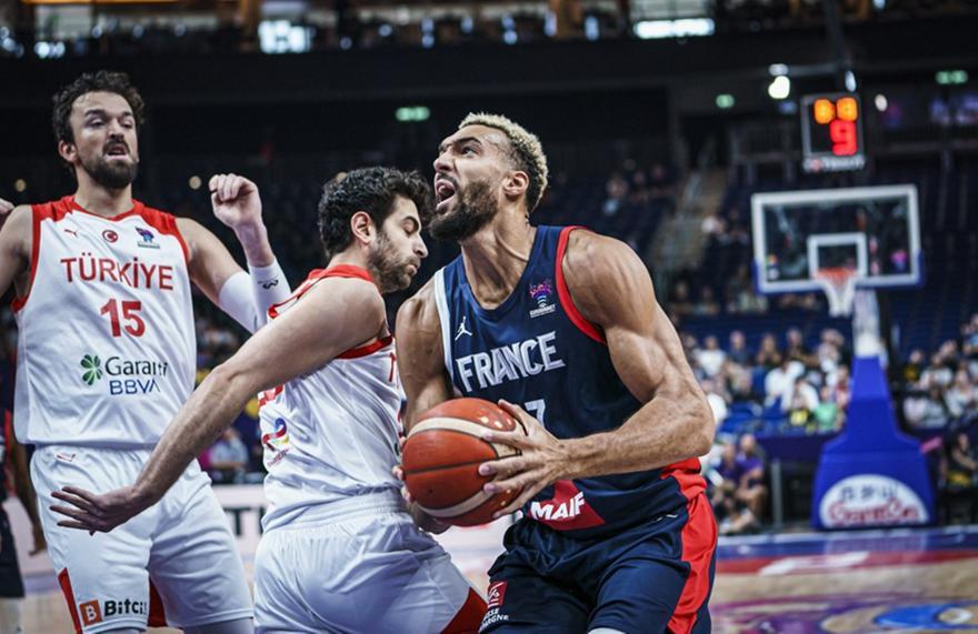 Επέστρεψε από την κόλαση με ήρωα Γκομπέρ η Γαλλία, «αυτόχειρας» η Τουρκία thumb