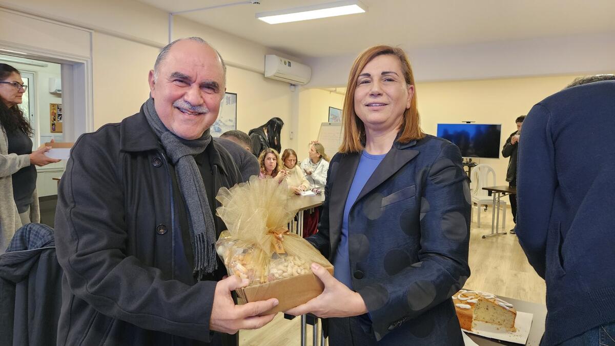 Στην πρωτοχρονιάτικη πίτας του ΑΓΟ Λεμεσού ο Α.Μιχαηλίδης    thumb