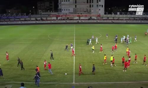 Το γκολ του Βαλακάρι «άναψε» φωτιές: Ένταση στο «Αμμόχωστος» (φωτογραφίες) thumb