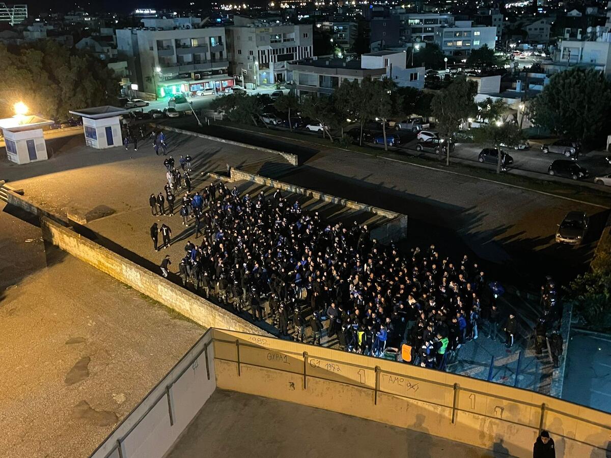 Έφτασαν οι οργανωμένοι (βιντεο) thumb