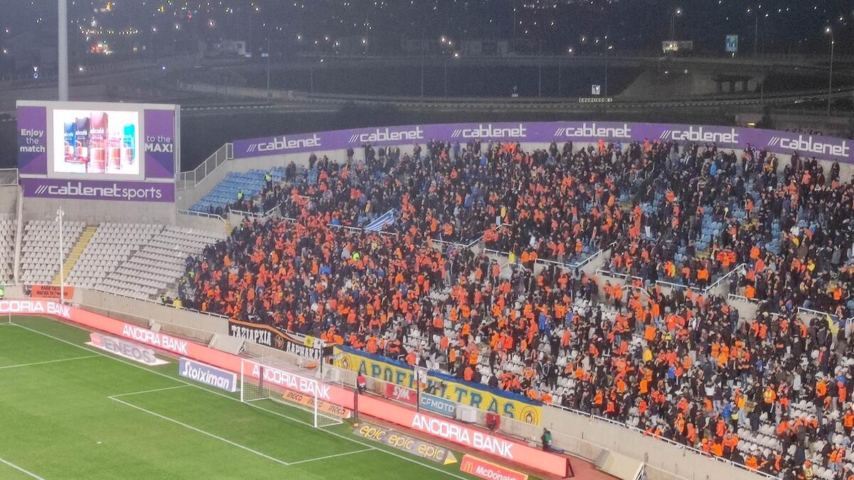 Μικρής έντασης επεισόδια στη Νότια (βίντεο) thumb