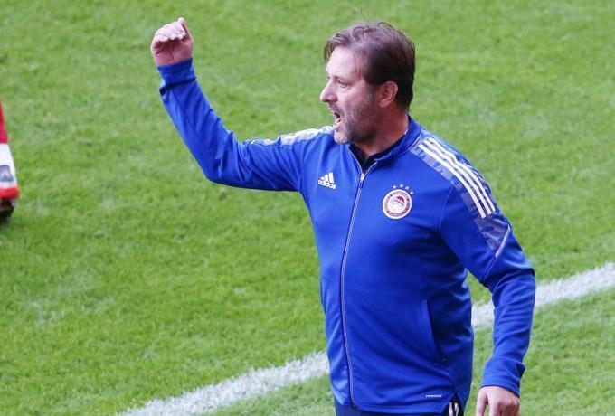 Μαρτίνς: «Δεν τα παρατάμε ποτέ» thumb