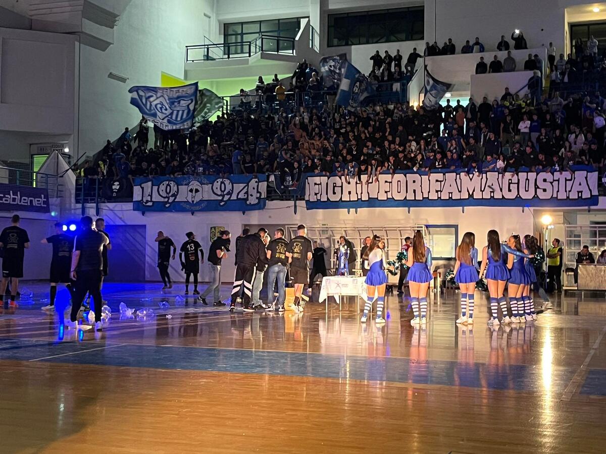 Το πάρτι της Ανόρθωσης και των «Μαχητών» (Βίντεο ST) thumb