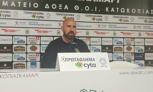 Χαραλάμπους: «Το μυαλό μας είναι στον Ολυμπιακό» (Σχόλιο για Τζάλμα και Τσιμπόλα) thumb