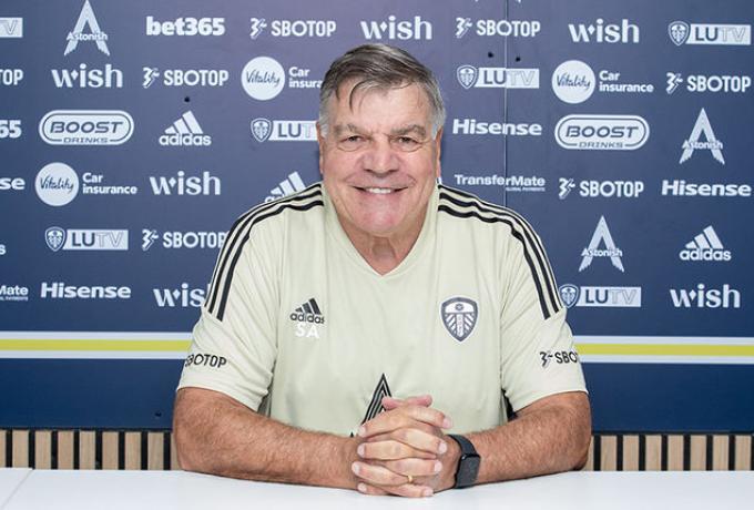 Επίσημα στον πάγκο της Λιντς ο Αλαρντάις thumb