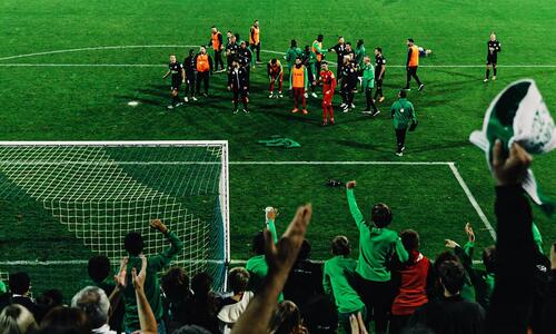 «Παίζουμε για εσάς που είστε οι καλύτεροι φίλαθλοι» thumb