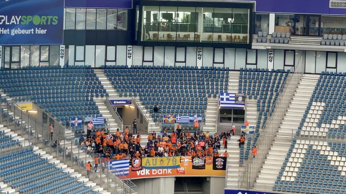 Βίντεο ST: Ζεσταίνονται οι ΑΠΟΕΛίστες στην Γκελάμκο Αρένα thumb
