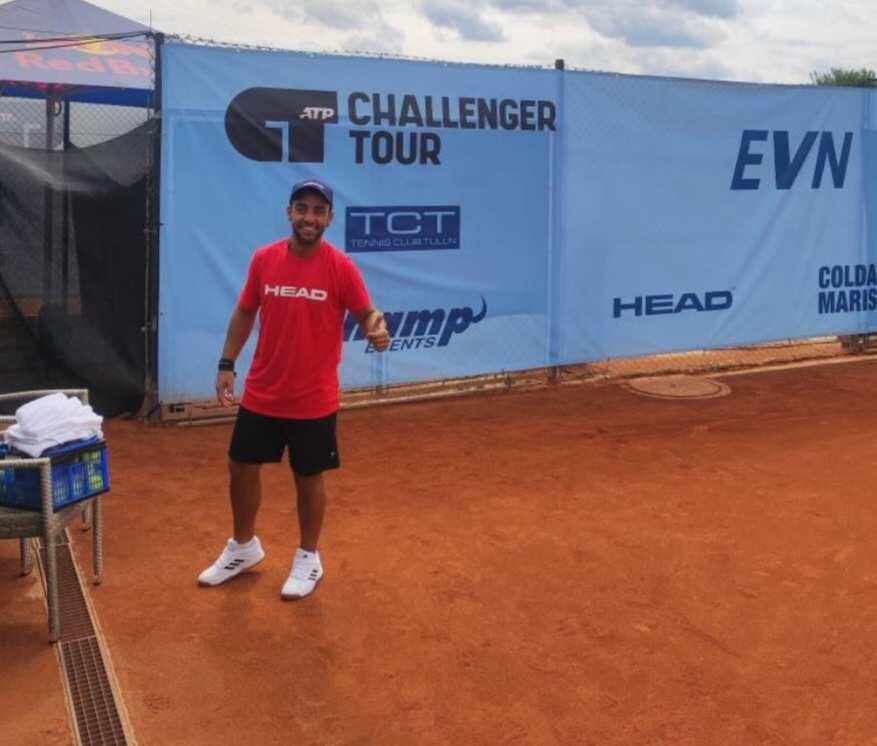 Ο Χρήστος Τζορμπατζάκης ως Line Umpire στην Αυστρία thumb