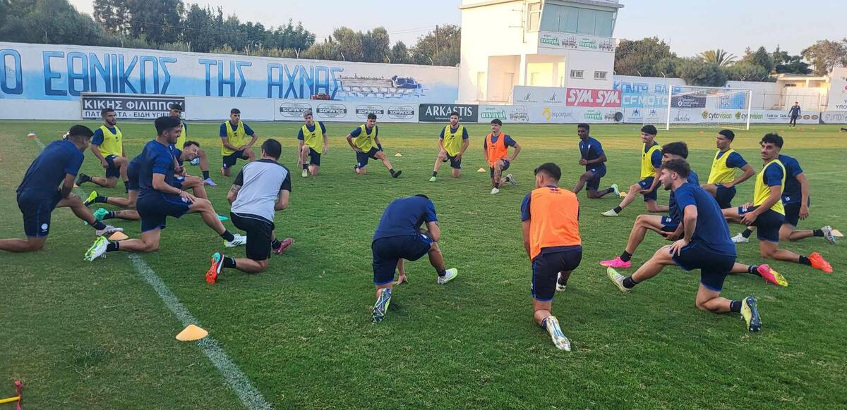 Φωτορεπορτάζ από την προπόνηση της Εθνικής Ελπίδων thumb