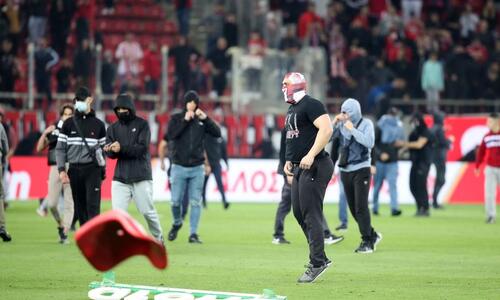 Εικόνες ντροπής: Τρομερά επεισόδια στο «Καραϊσκάκης»! (pics) thumb