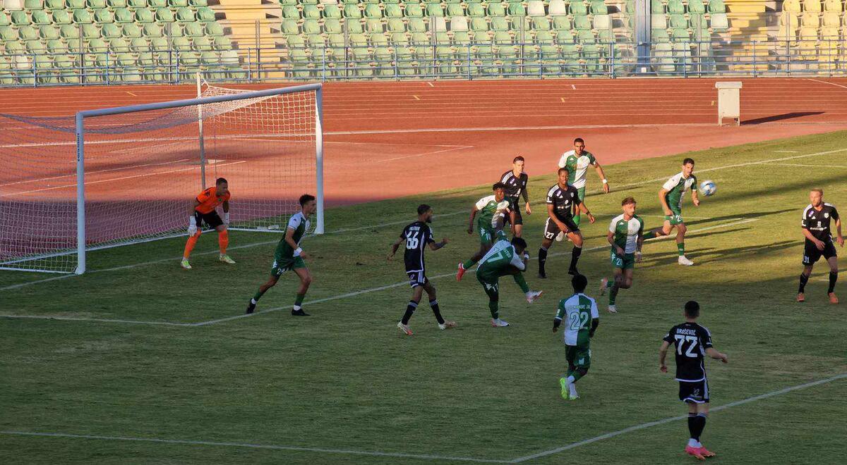 Φιλική ήττα (1-2) από τον Άρη για ΑΕΖ thumb