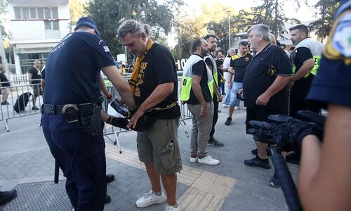 Φωτογραφίες: Εξονυχιστικοί έλεγχοι πριν το ΑΕΚ-Ντιναμό Ζάγκρεμπ thumb