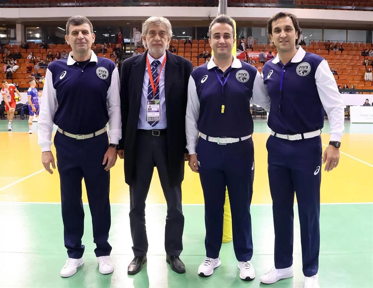 Κομισάριος στον αγώνα OK Vojvodina Novi sad Σερβίας Rio Duero Soria ο Γ. Παπαγεωργίου thumb