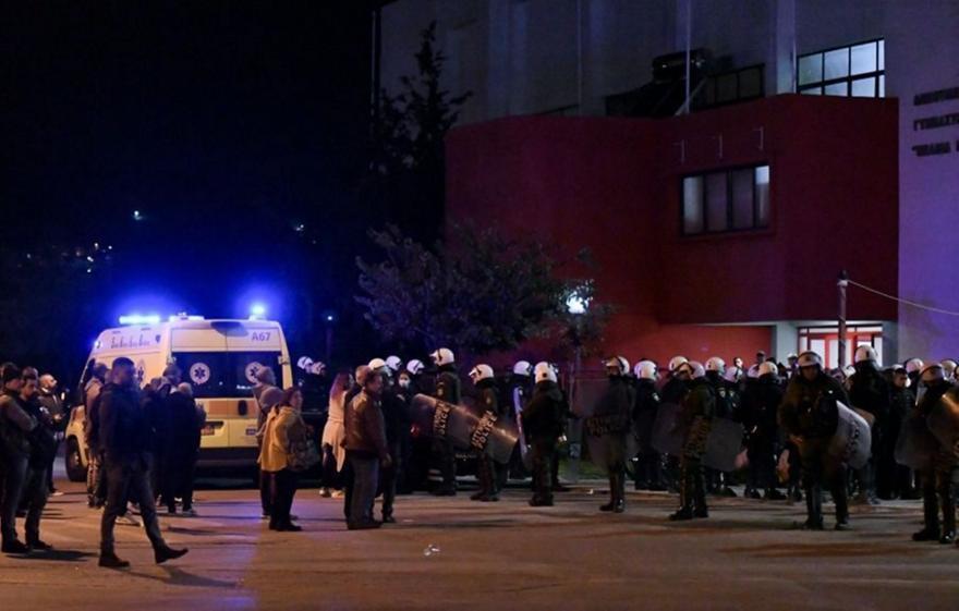 Update για τον τραυματισμό του αστυνομικού - Δεν έγινε το δεύτερο χειρουργείο thumb