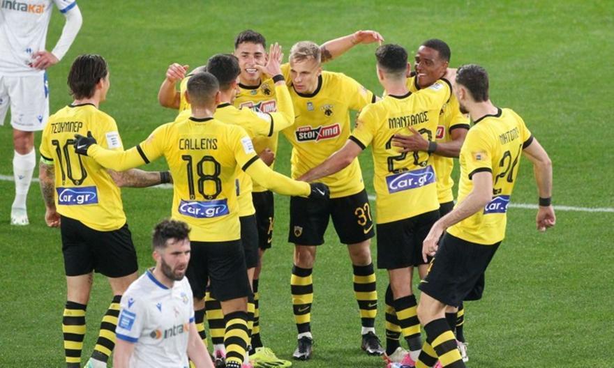 Super League: «Καρέ» της ΑΕΚ στην OPAP Arena thumb