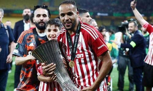 Ολυμπιακός για Ελ Αραμπί: «Ήρθε σαν σπουδαίος ποδοσφαιριστής και φεύγει σαν θρύλος» thumb