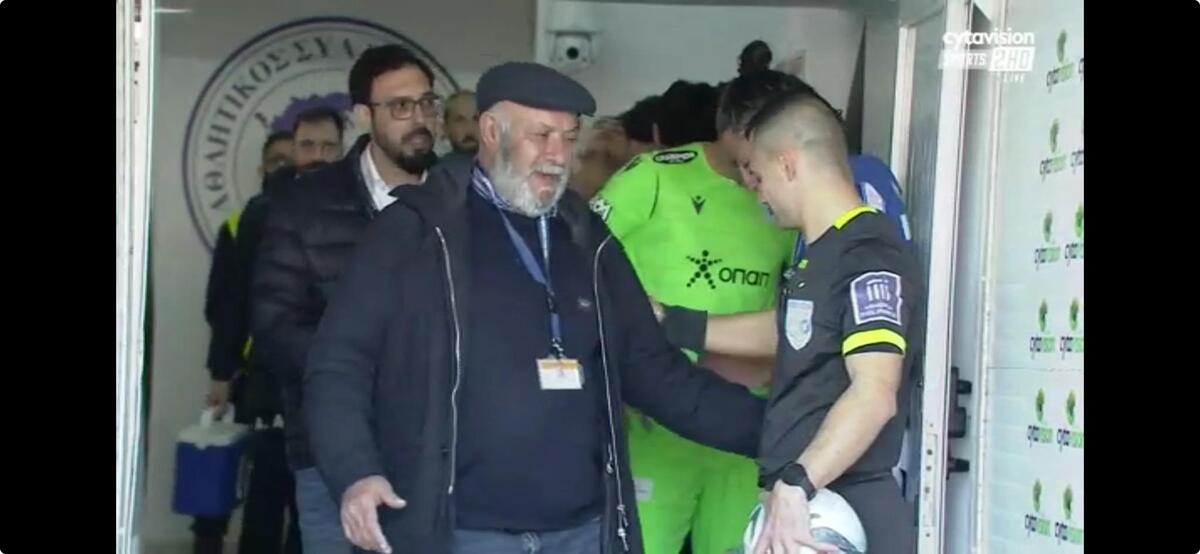 Τους εμψύχωσε ο πρόεδρος! thumb