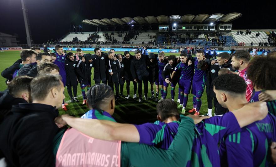 Super League: Ποδαρικό στο 2025 με ντέρμπι στο... άδειο ΟΑΚΑ thumb